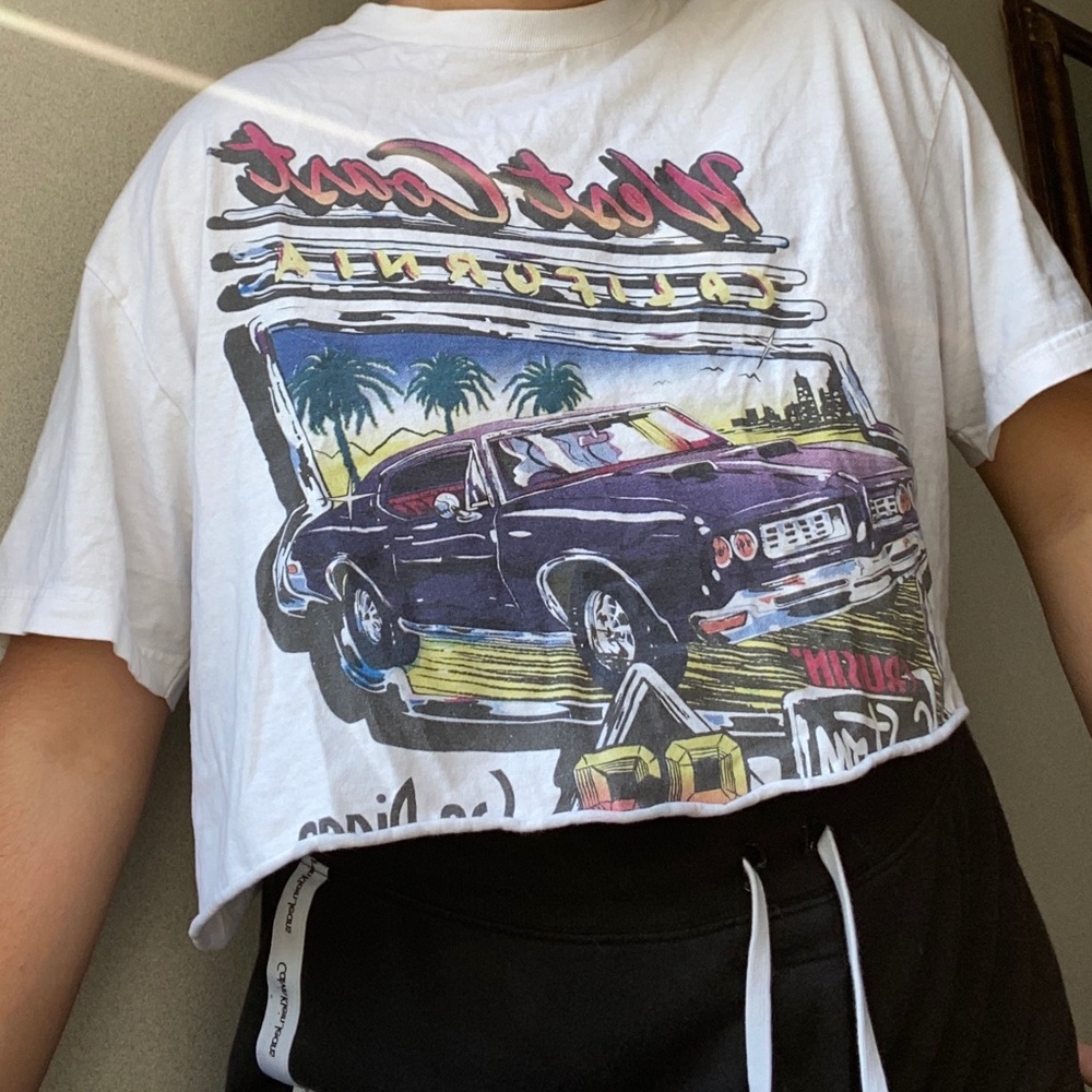 brandy melville cropped shirt